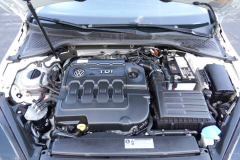 2015 Volkswagen Golf TDI SE