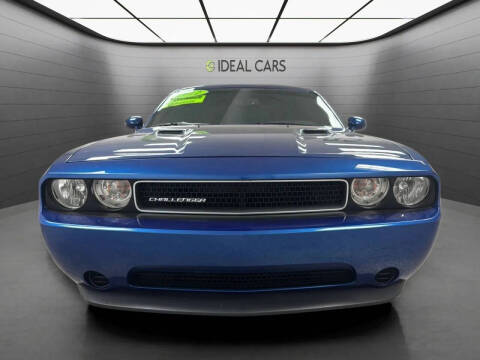 2012 Dodge Challenger SXT