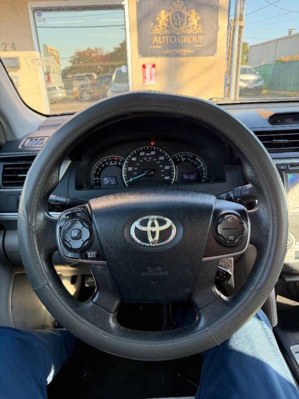 2013 Toyota Camry LE