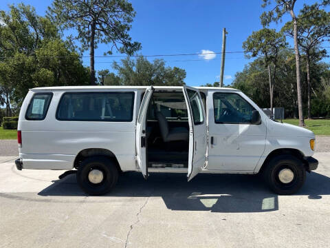 2003 Ford E-Series E-350 SD XLT