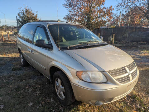 2005 Dodge Grand Caravan SXT