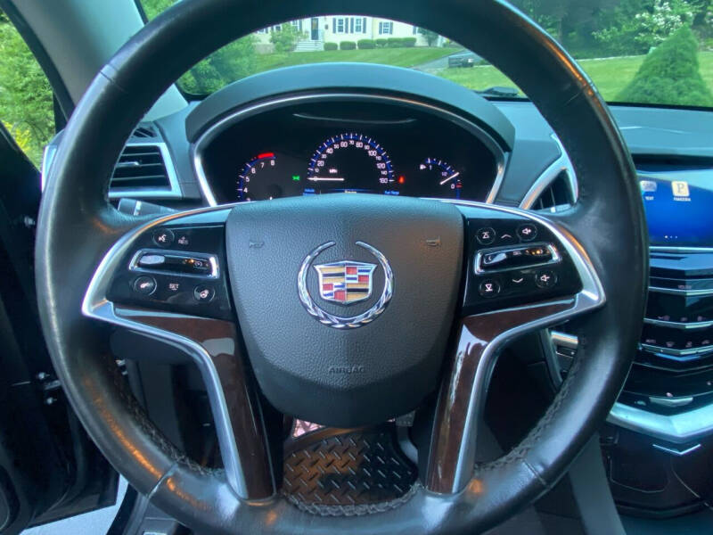 2016 Cadillac SRX Luxury Collection photo 16