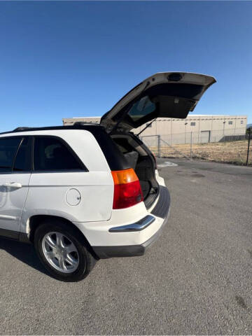 2004 Chrysler Pacifica