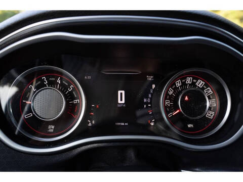 2015 Dodge Challenger SXT Plus