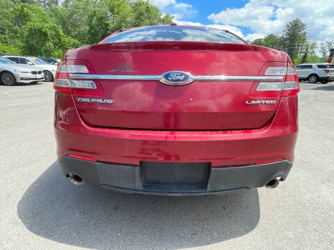 2015 Ford Taurus Limited