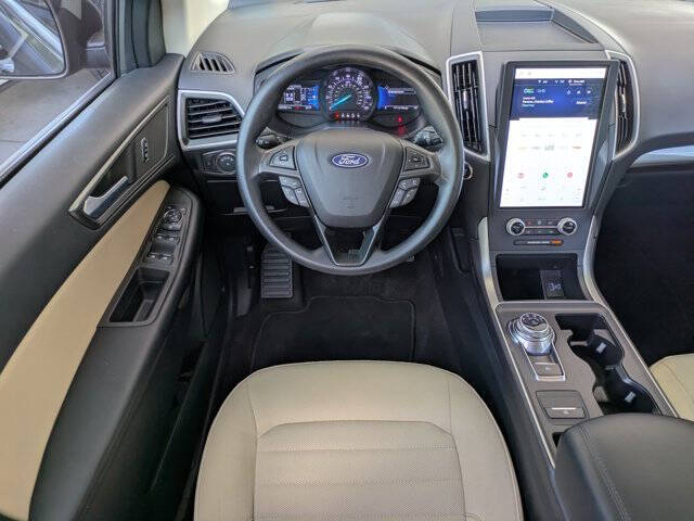 2023 Ford Edge SE