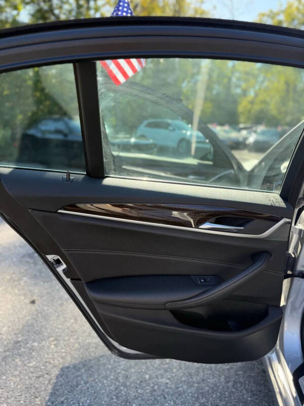 2018 BMW 5 Series 530i