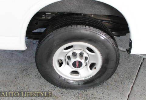 2023 GMC Savana 2500