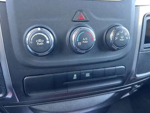 2024 RAM 1500 Classic SLT