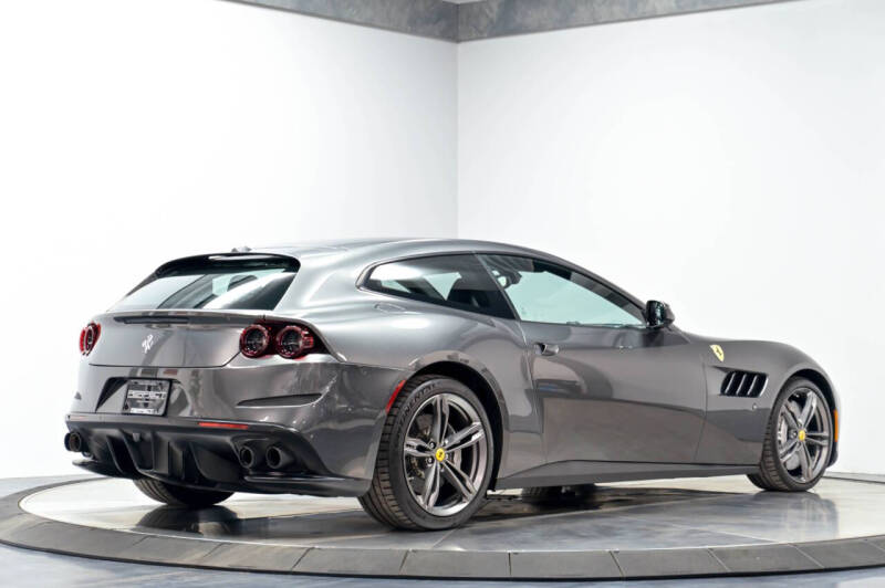 2017 Ferrari GTC4Lusso