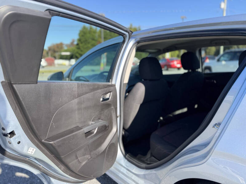 2017 Chevrolet Sonic LT Auto