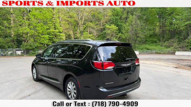 2018 Chrysler Pacifica Touring L