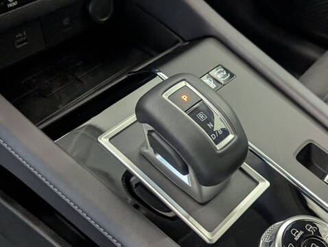 2025 Mitsubishi Outlander PHEV SE