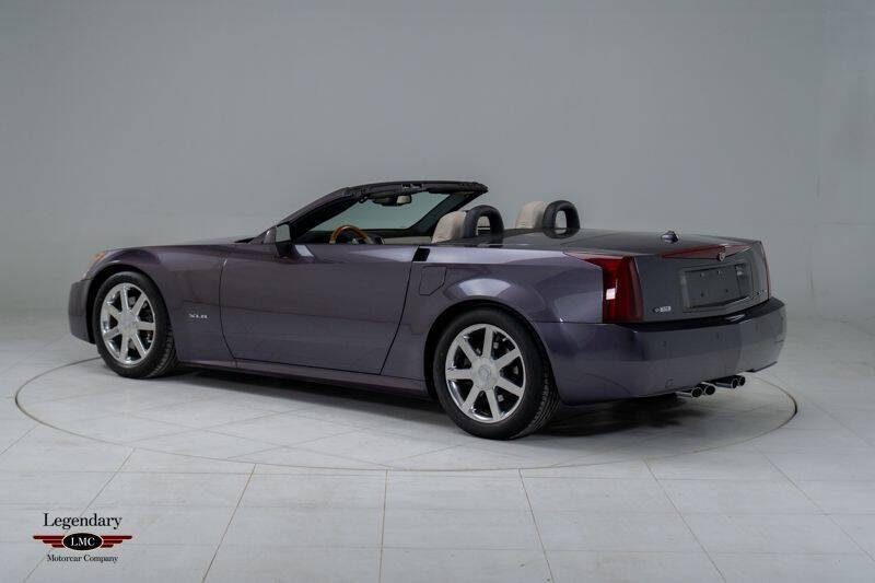 2004 Cadillac XLR