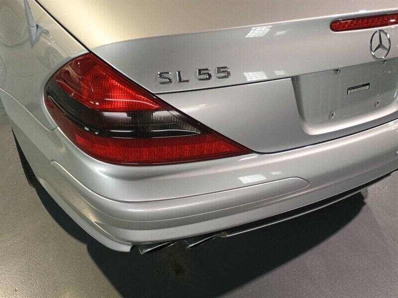 2005 Mercedes-Benz SL-Class 16