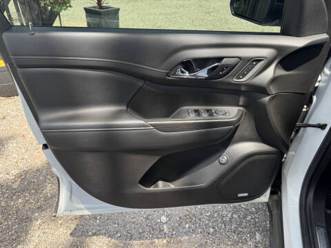 2021 GMC Acadia SLT