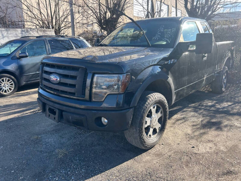 2010 Ford F-150 XLT photo 4