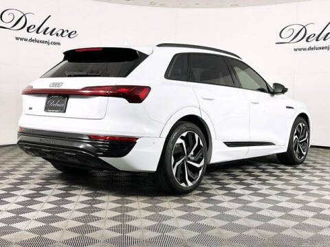 2024 Audi Q8 e-tron quattro Premium Plus