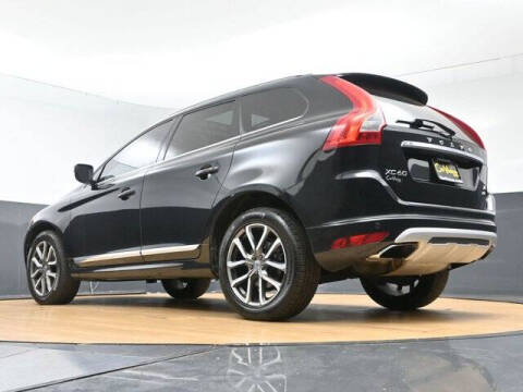 2017 Volvo XC60 T6 Dynamic