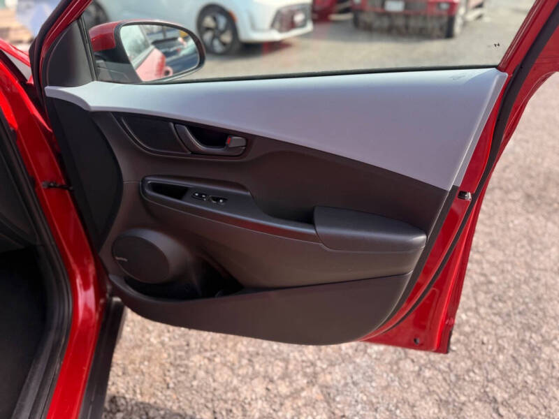 2020 Hyundai Kona SEL