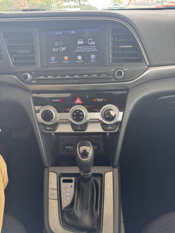 2019 Hyundai Elantra