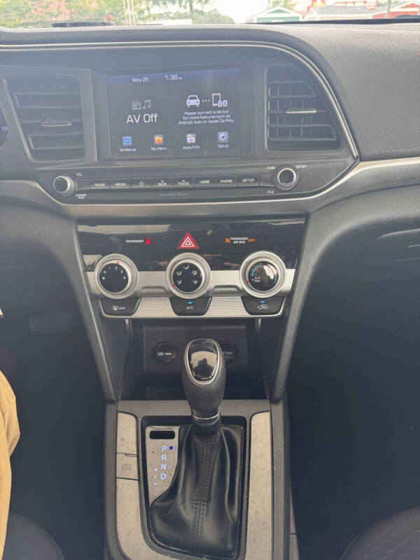 2019 Hyundai Elantra