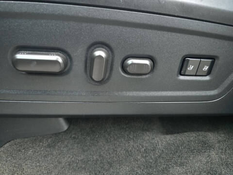 2017 Lincoln Navigator Select