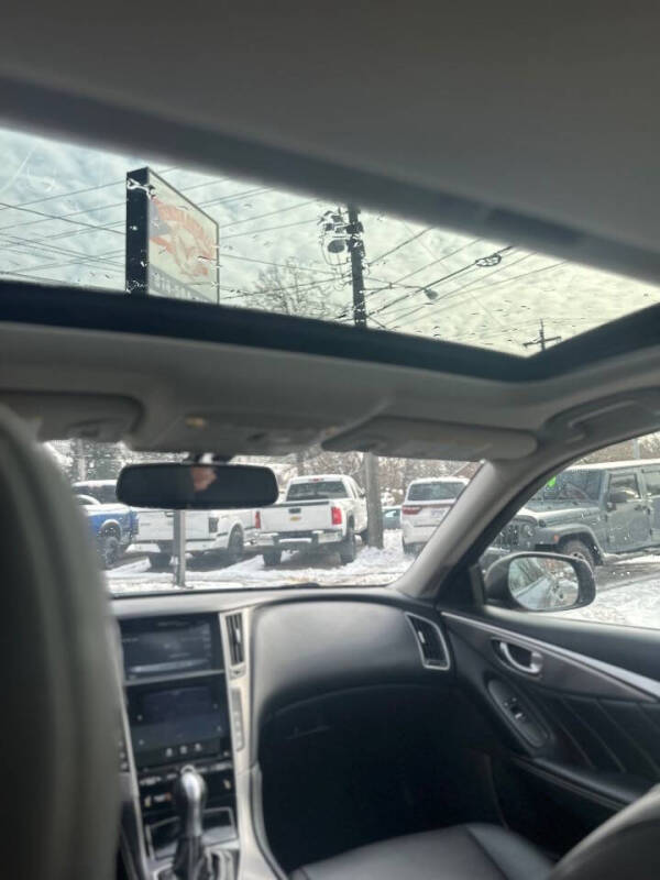 2014 Infiniti Q50 Premium