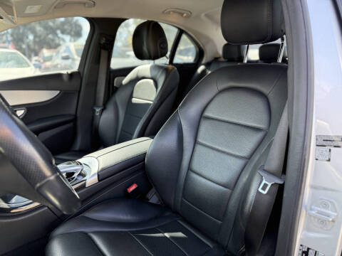 2015 Mercedes-Benz C-Class C 300