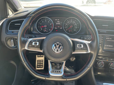 2017 Volkswagen Golf GTI Autobahn