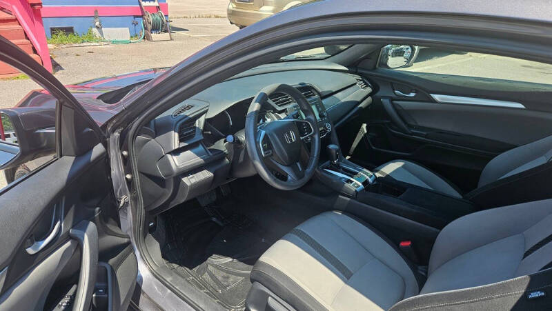 2016 Honda Civic LX-P