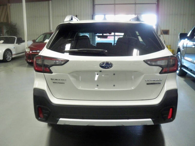 2022 Subaru Outback Touring XT