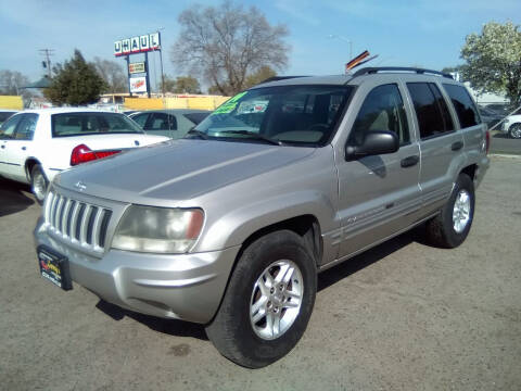 2004 Jeep Grand Cherokee for sale at Larry's Auto Sales Inc. in Fresno CA
