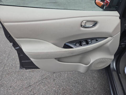 2015 Nissan LEAF SV