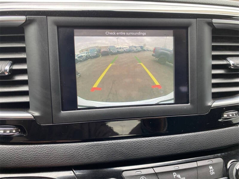 2020 Chrysler Pacifica Touring