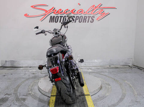 2015 Harley-Davidson Sportster 1200 Custom