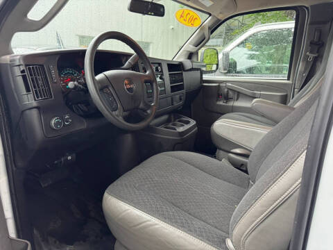 2024 GMC Savana 2500