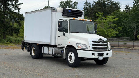 2013 Hino 268