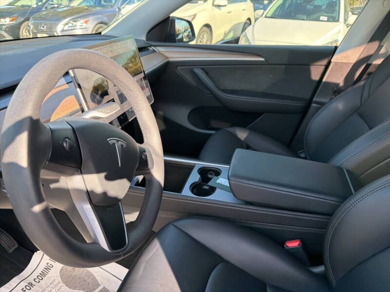 2024 Tesla Model Y Long Range