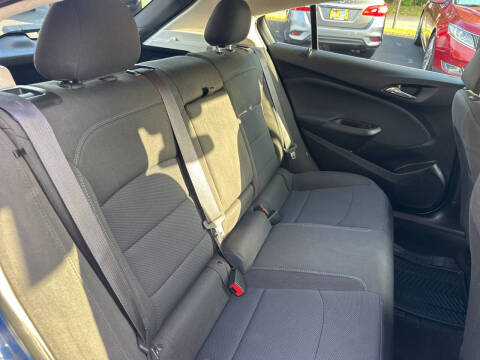 2017 Chevrolet Cruze LT Auto