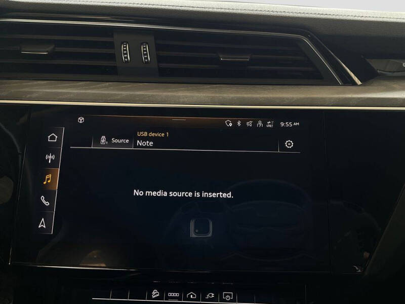 2024 Audi Q8 e-tron quattro Premium Plus
