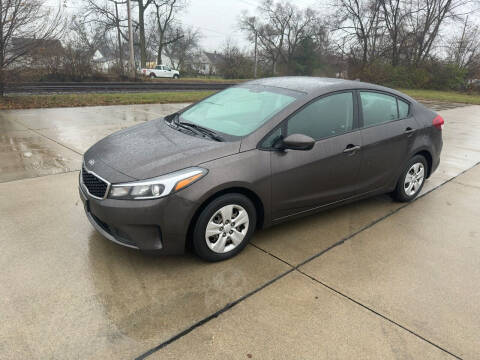 2018 Kia Forte for sale at Mr. Auto in Hamilton OH
