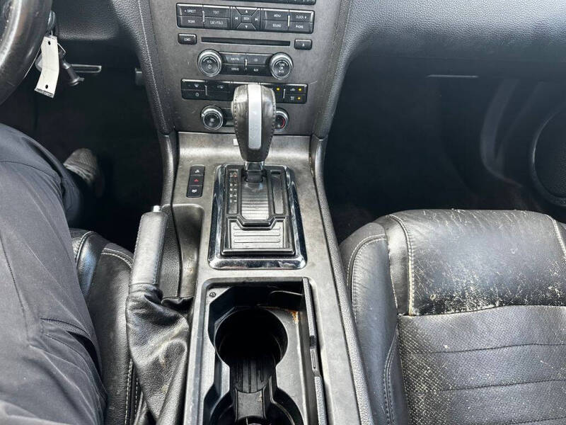 2013 Ford Mustang V6