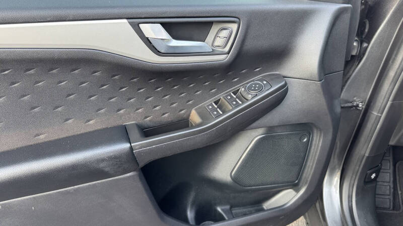2020 Ford Escape Hybrid SE Sport
