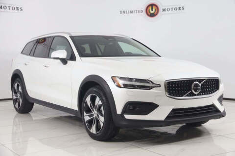 2024 Volvo V60 Cross Country B5 Plus