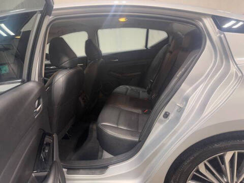 2023 Nissan Altima 2.5 SL