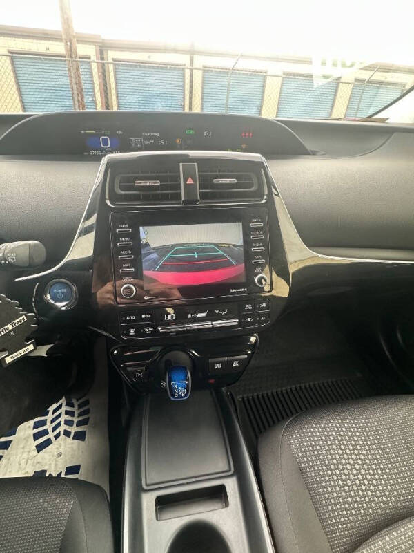 2022 Toyota Prius LE AWD-e