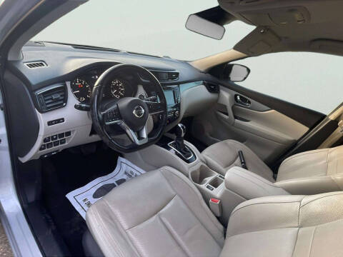 2020 Nissan Rogue Sport SL