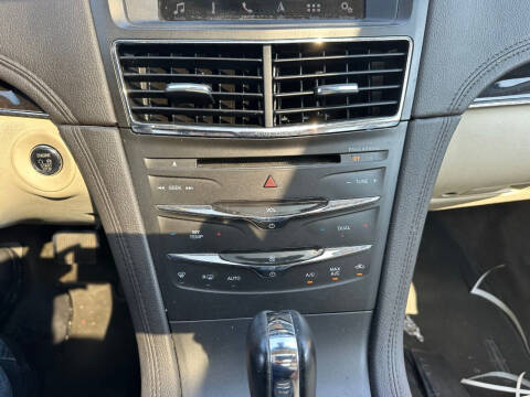 2018 Lincoln MKT Reserve