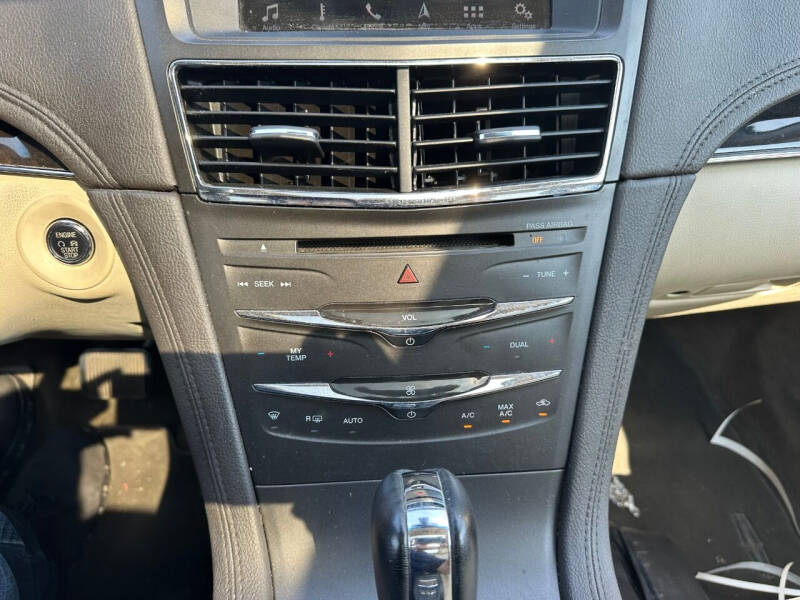 2018 Lincoln MKT Reserve